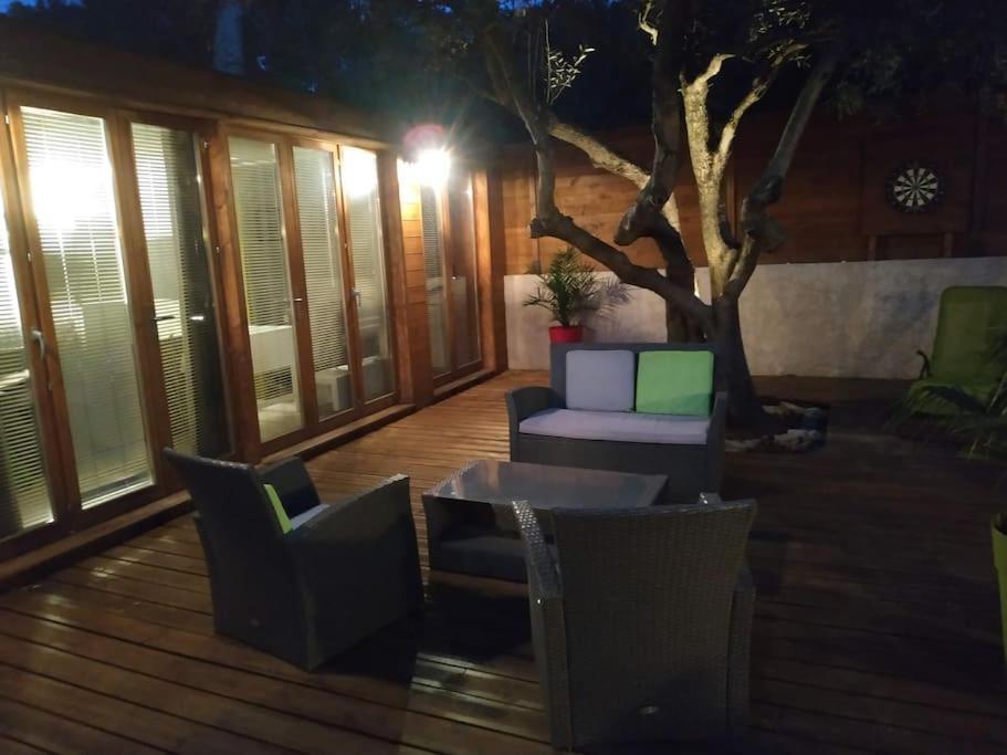 Studio Jacuzzi Prive A 8 Min A Pied De La Plage Apartment La Ciotat Exterior foto