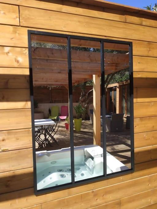 Studio Jacuzzi Prive A 8 Min A Pied De La Plage Apartment La Ciotat Exterior foto